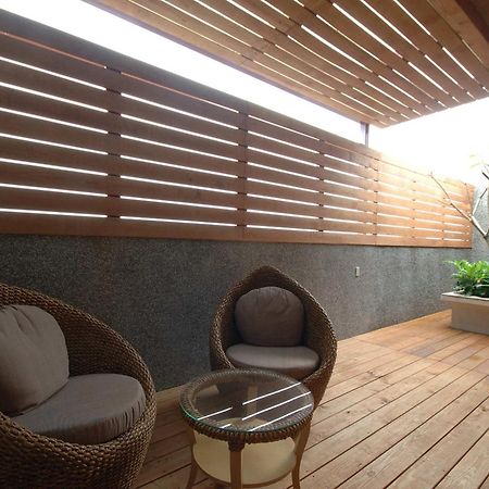 Dubai Motel Yilan Eksteriør billede