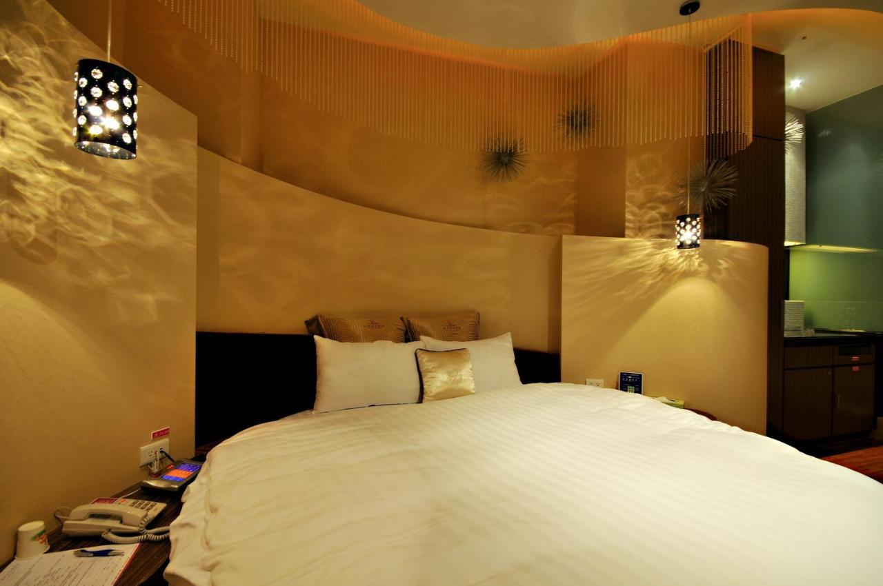 Dubai Motel Yilan Eksteriør billede