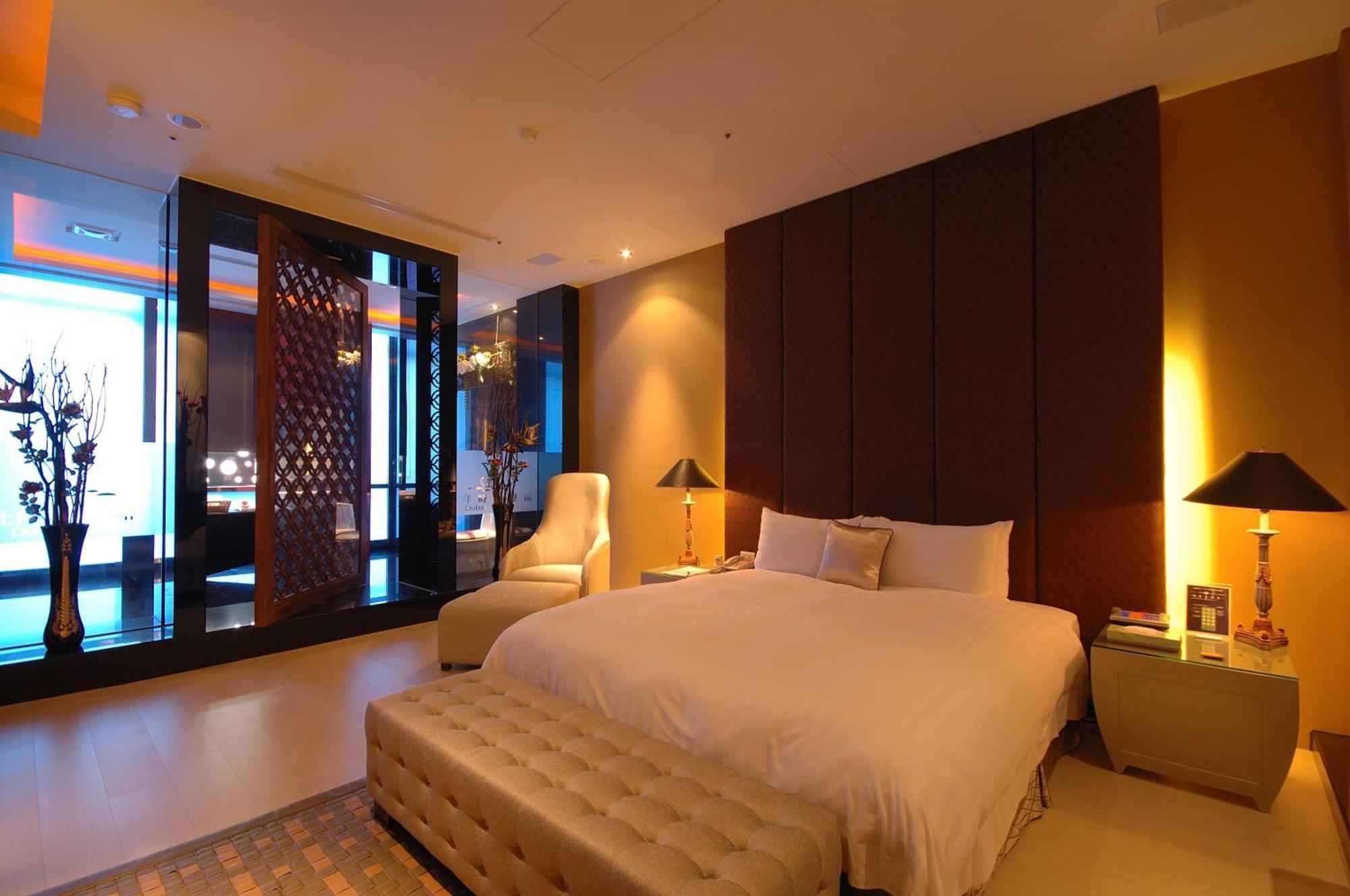 Dubai Motel Yilan Eksteriør billede