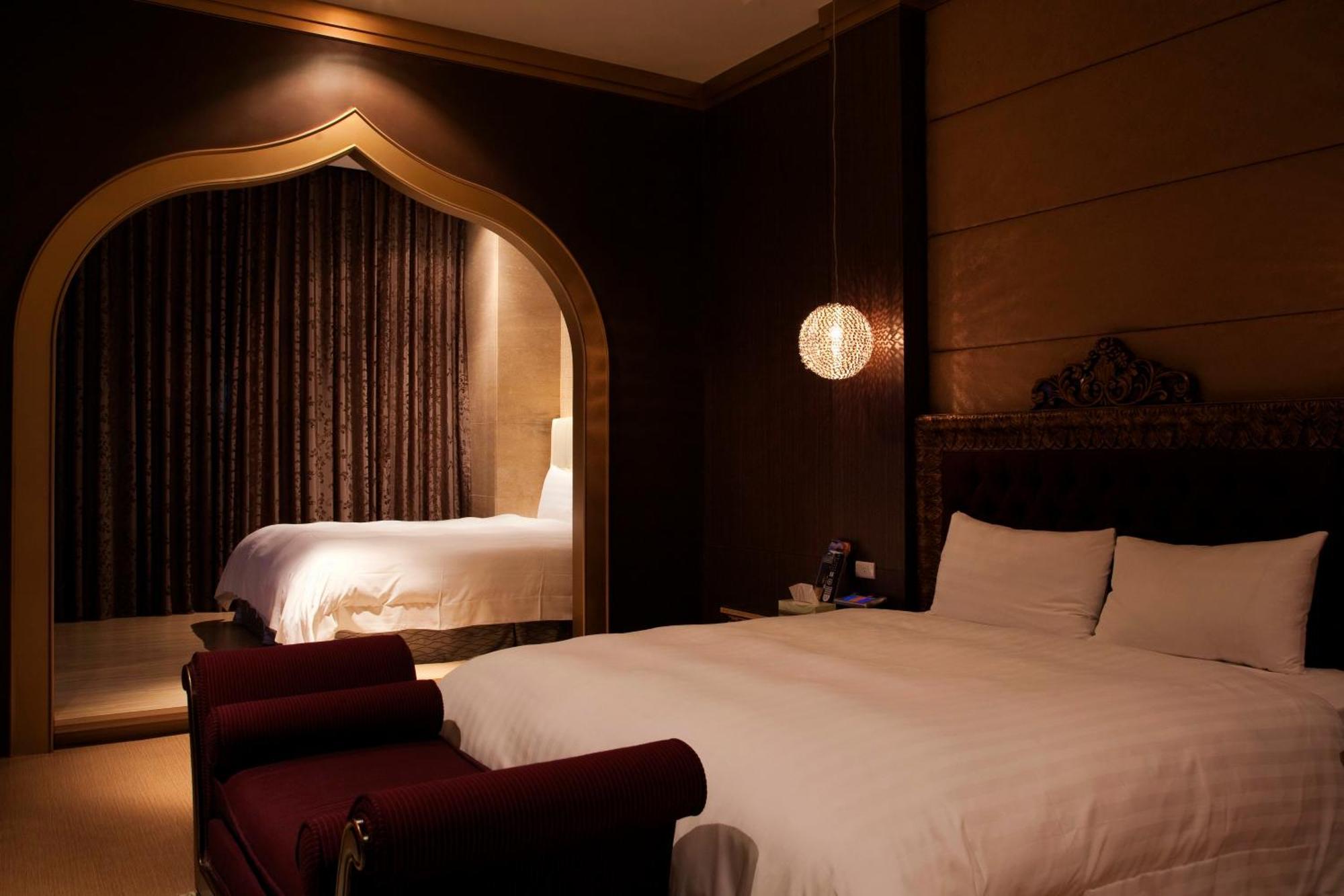 Dubai Motel Yilan Eksteriør billede