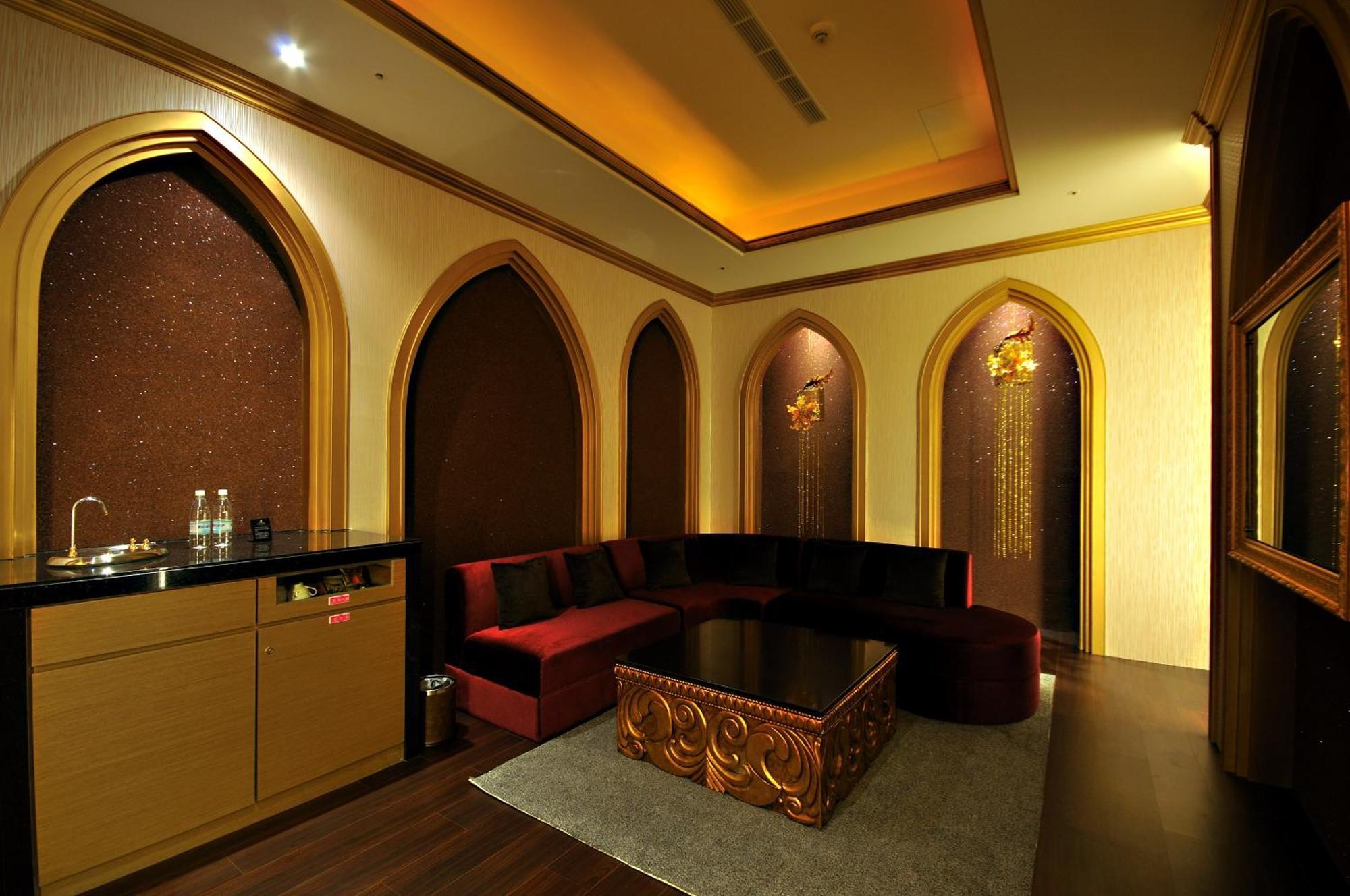 Dubai Motel Yilan Eksteriør billede