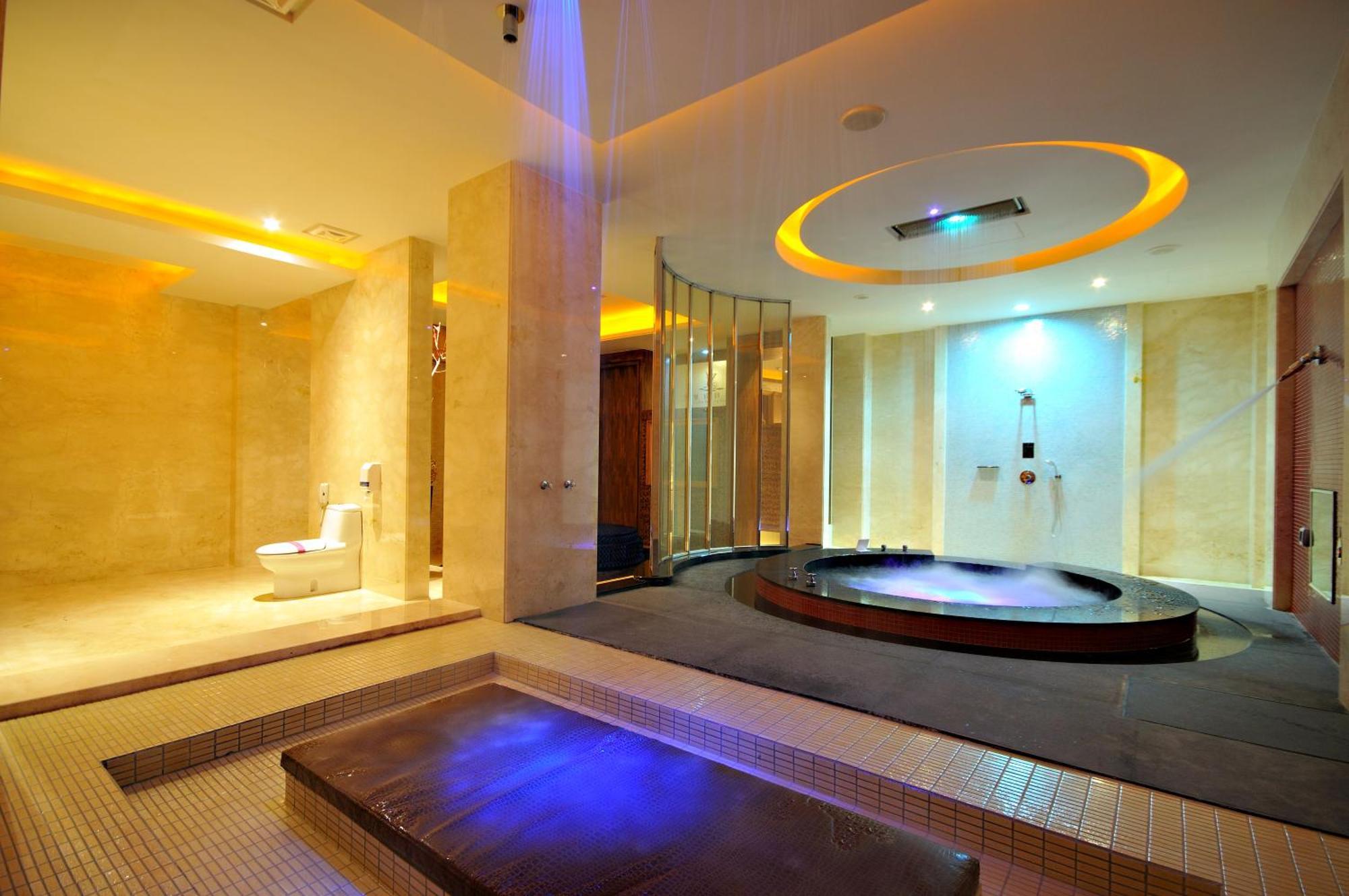 Dubai Motel Yilan Eksteriør billede
