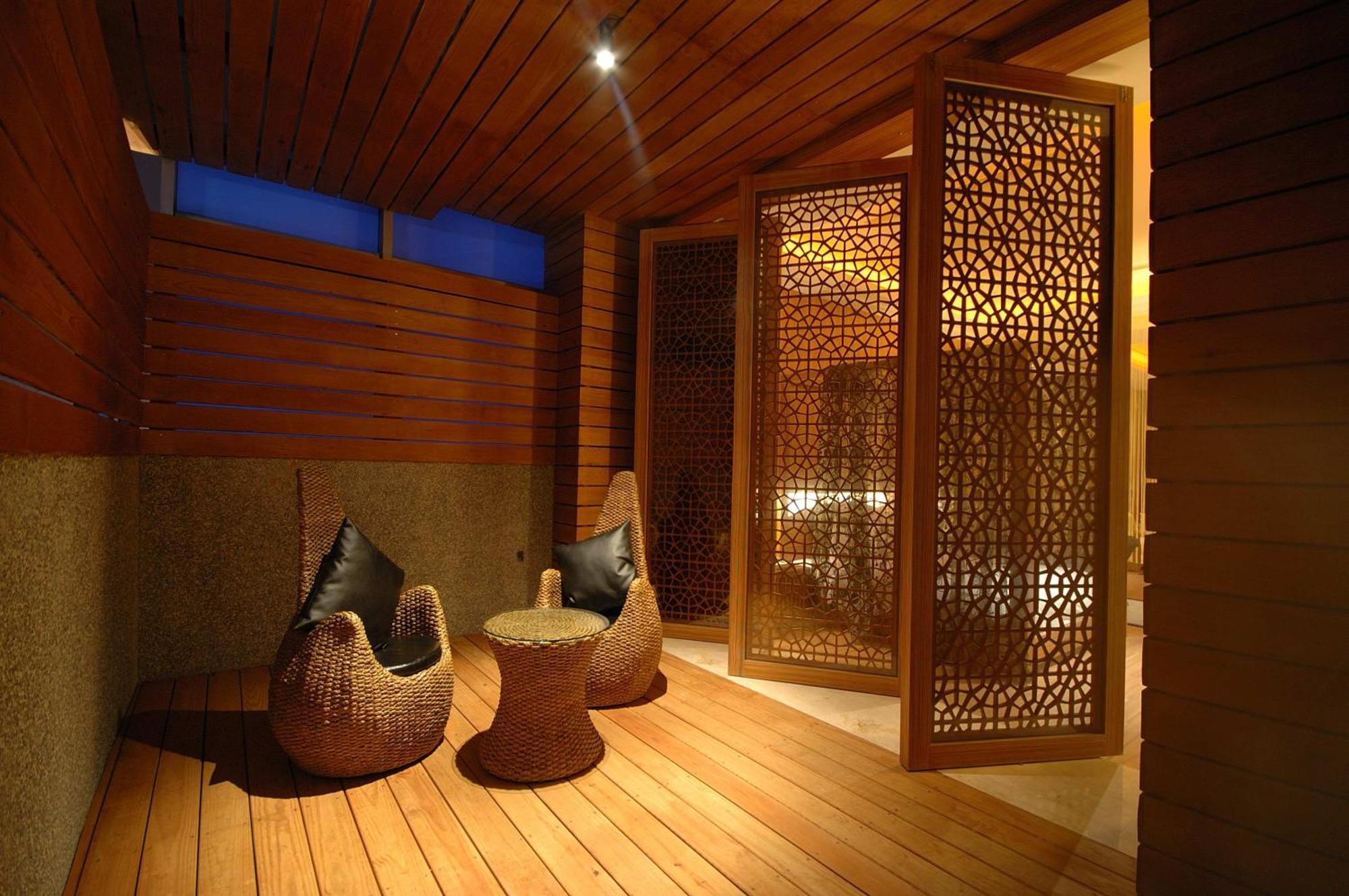Dubai Motel Yilan Eksteriør billede