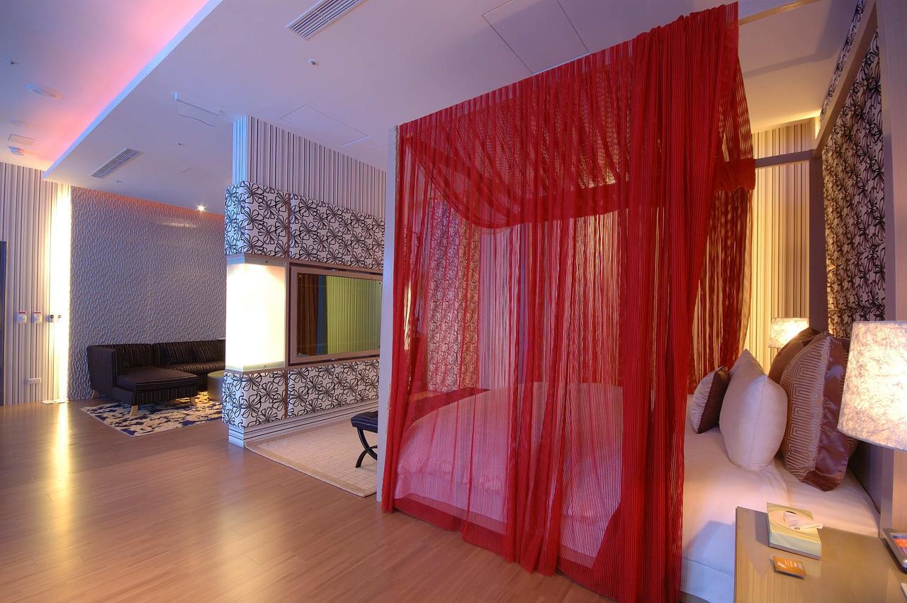 Dubai Motel Yilan Eksteriør billede