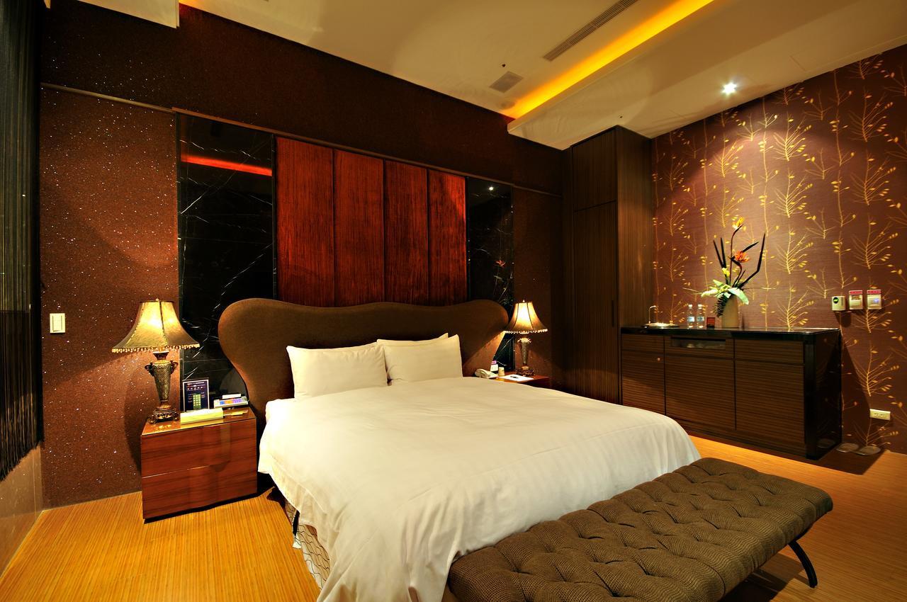 Dubai Motel Yilan Eksteriør billede