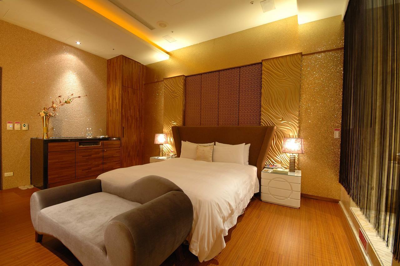 Dubai Motel Yilan Eksteriør billede