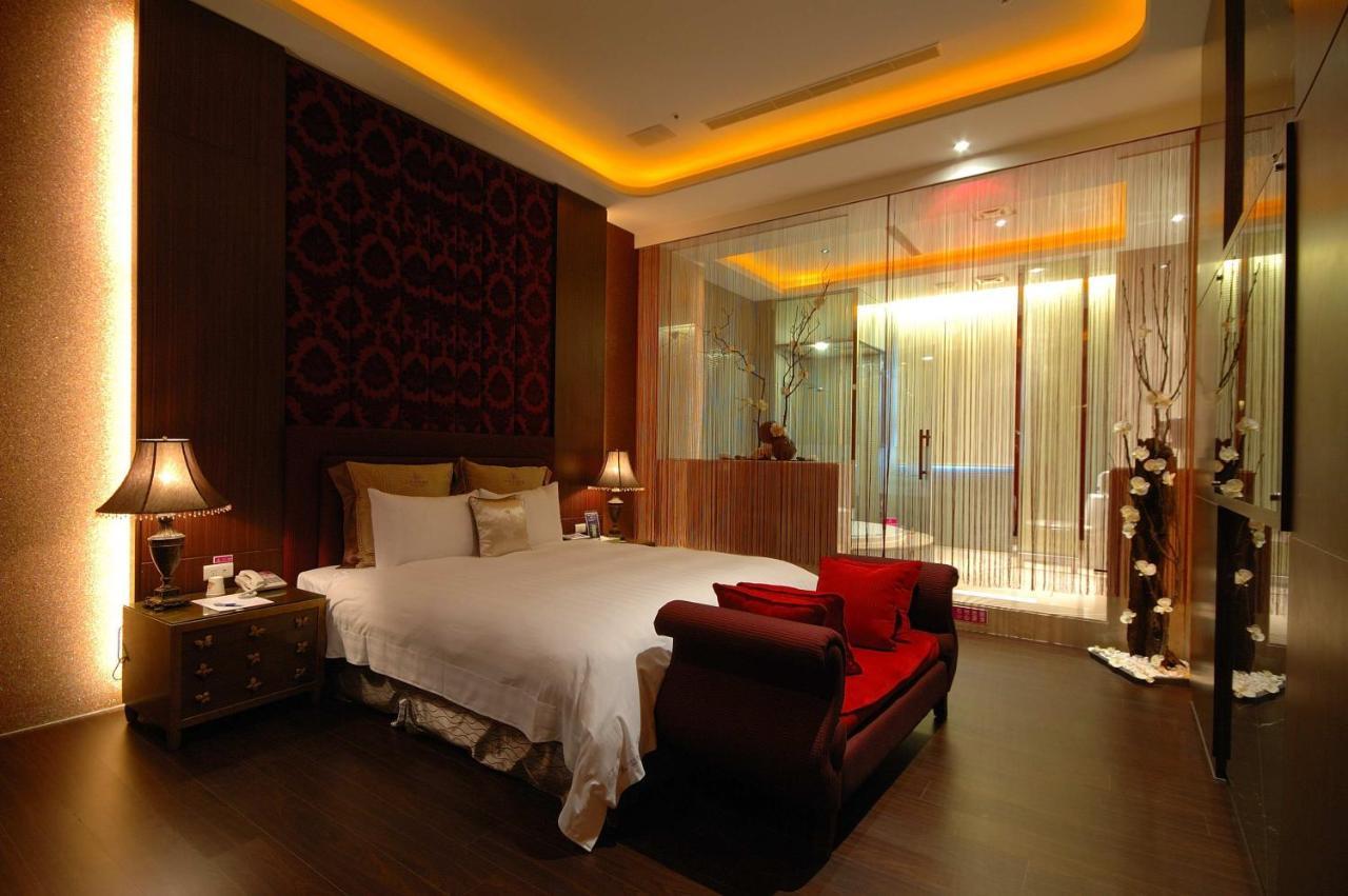 Dubai Motel Yilan Eksteriør billede