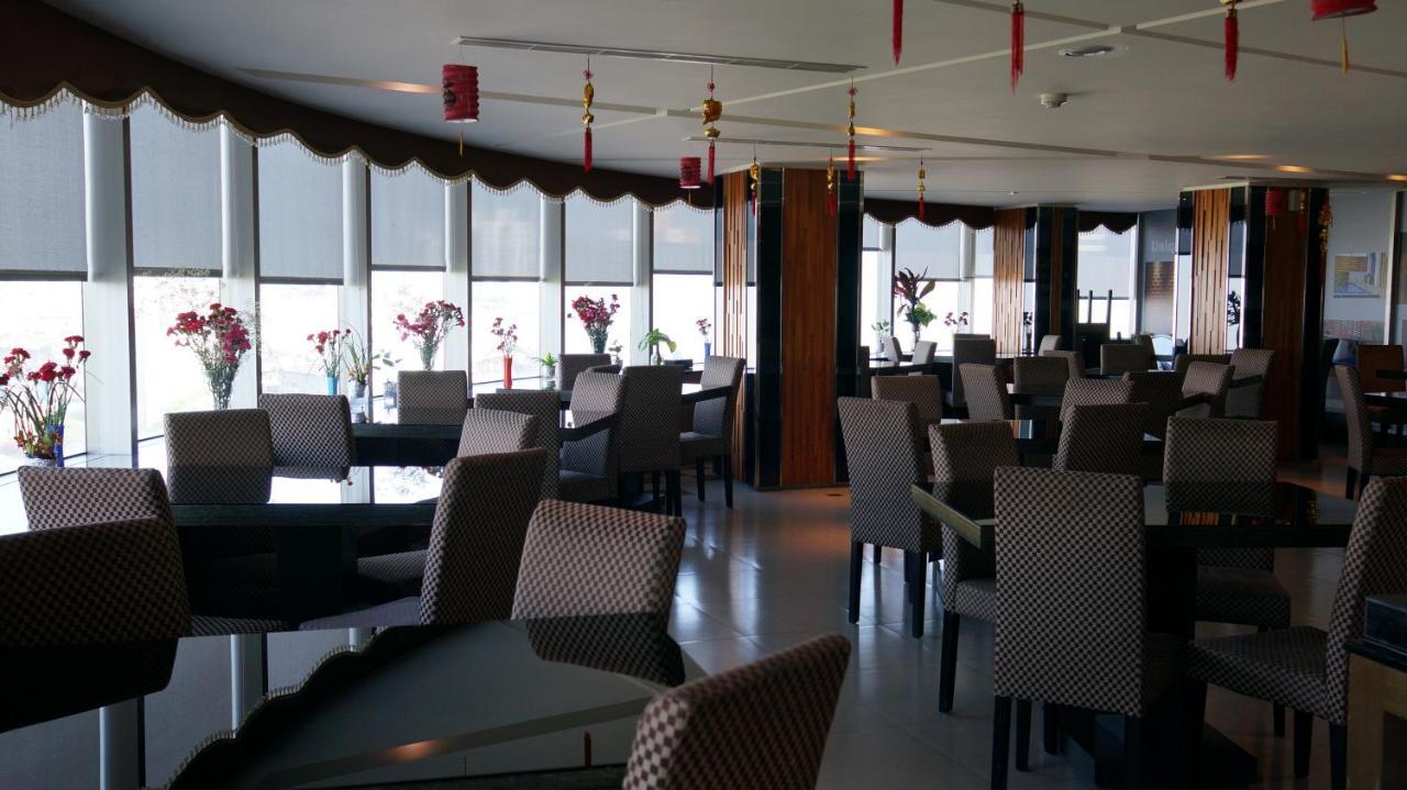 Dubai Motel Yilan Eksteriør billede